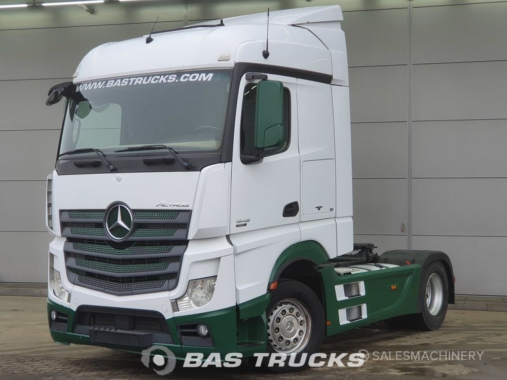 Mercedes-Ｂenz  ACTROS Mercedes-Benz Actros 2548LS Tractor Unit YNZ9007 - YouTube
