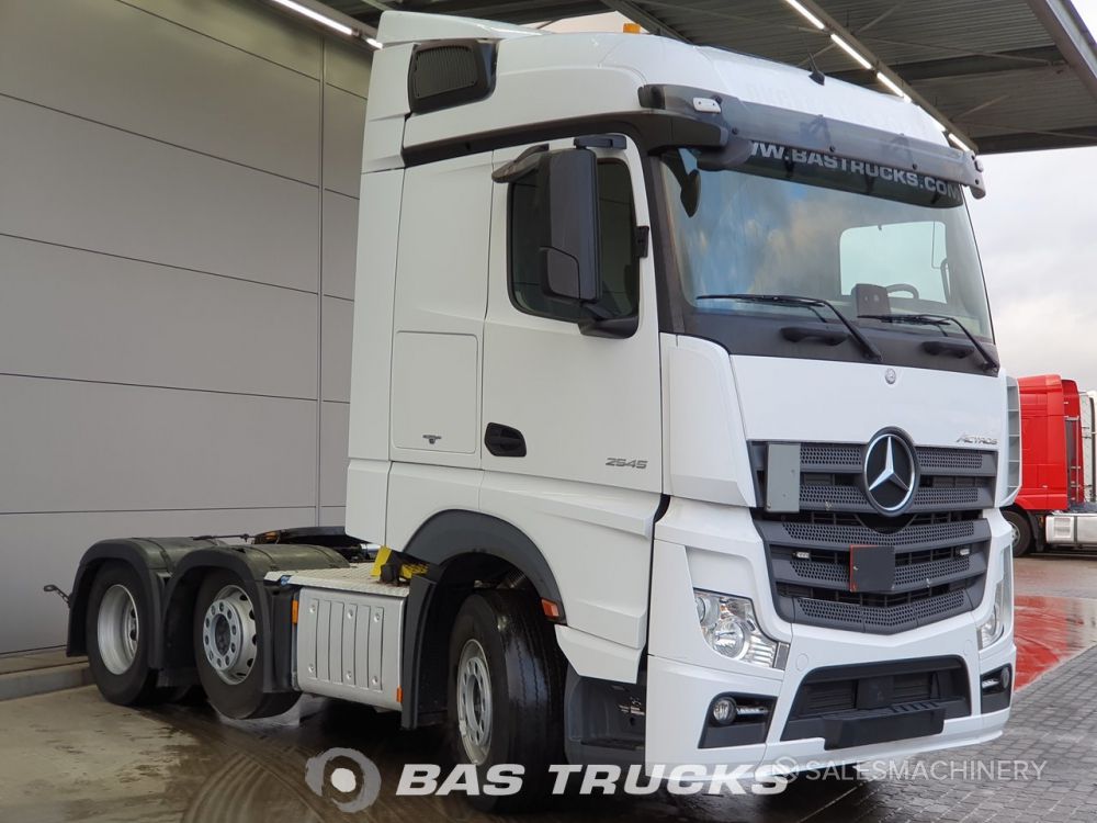 Mercedes-Ｂenz  ACTROS 1/64 GCD Mercedes-Benz AMG Actros Auto Transporter (Black
